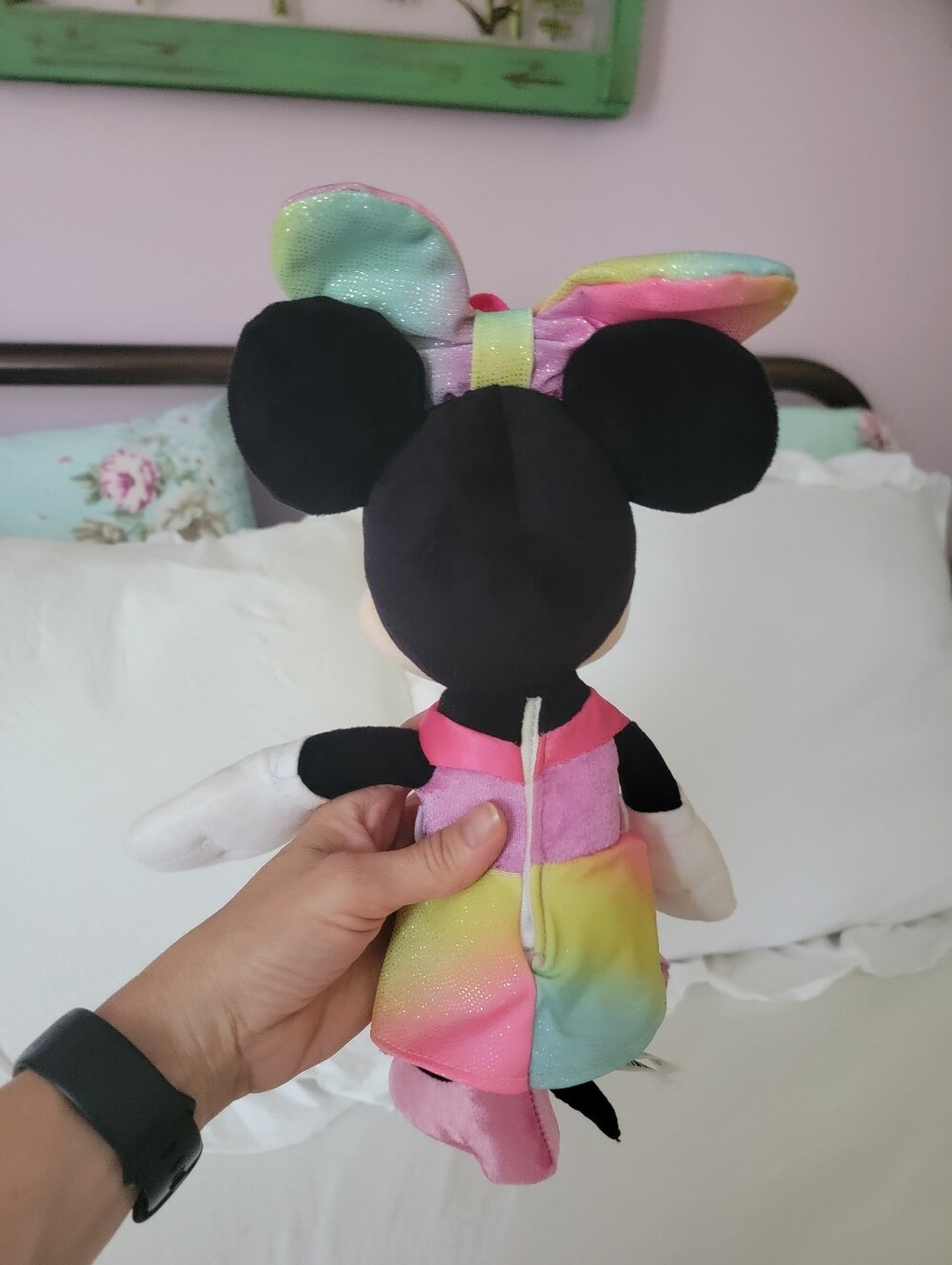 Disney Musical Minnie Mouse Plush with Pastel Pink Dress & Rainbiw Bow - Picture 6 of 8